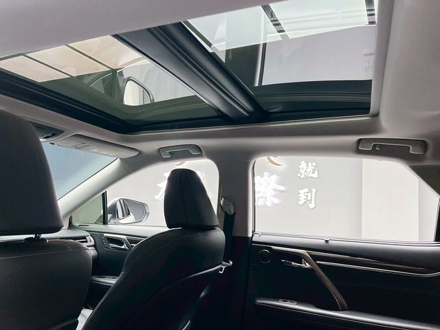 LEXUS凌志 RX450H  第9張相片