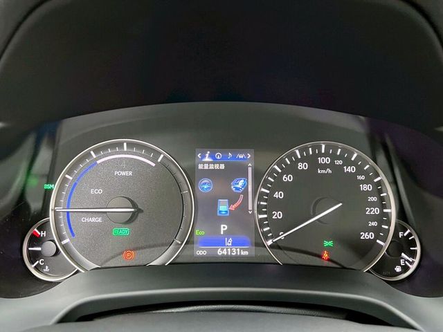 LEXUS凌志 RX450H  第10張相片