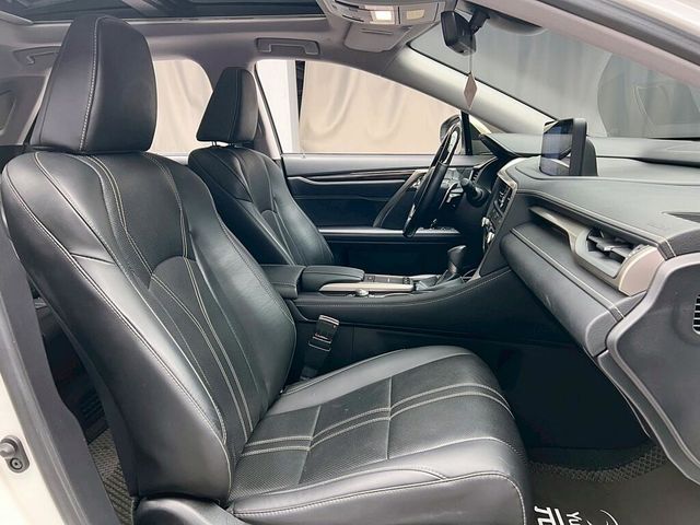 LEXUS凌志 RX450H  第12張相片