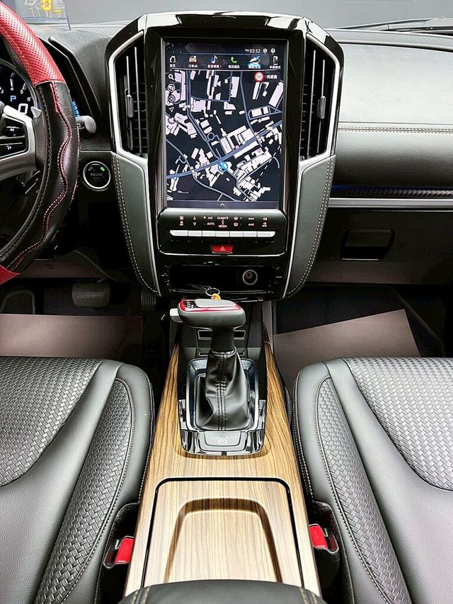 LUXGEN納智捷 U6 GT  第16張相片