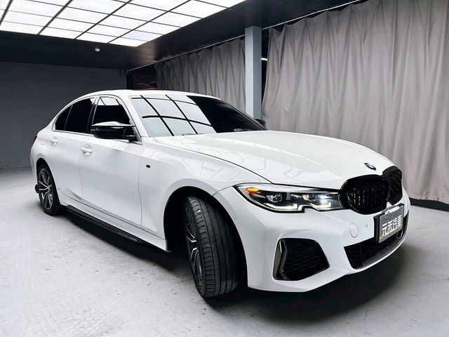 BMW寶馬 330I  第3張相片