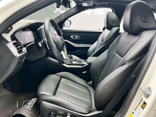 BMW寶馬 330I  第11張相片