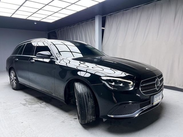 M-BENZ賓士 E200 ESTATE  第3張相片