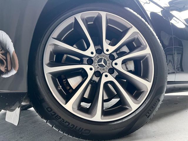 M-BENZ賓士 E200 ESTATE  第8張相片