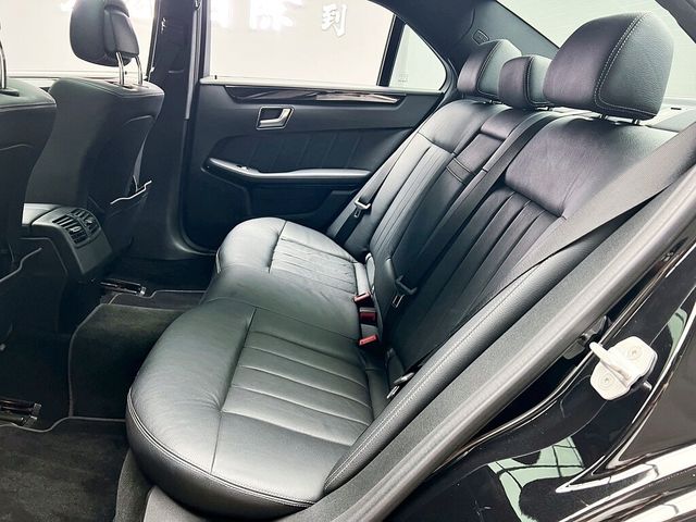 M-BENZ賓士 E250  第13張相片
