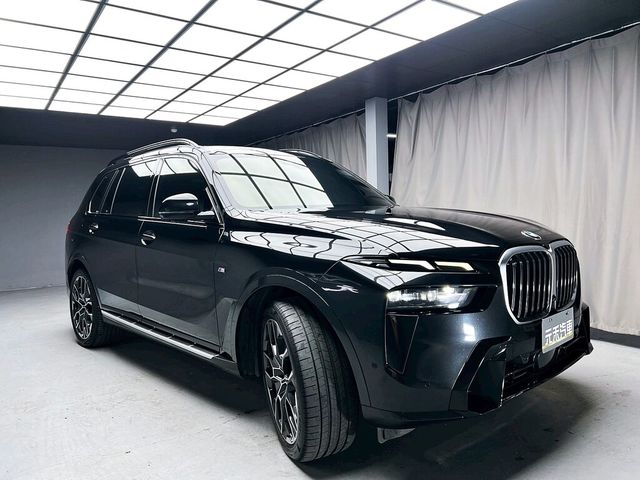 BMW寶馬 X7 XDRIVE40I  第3張相片