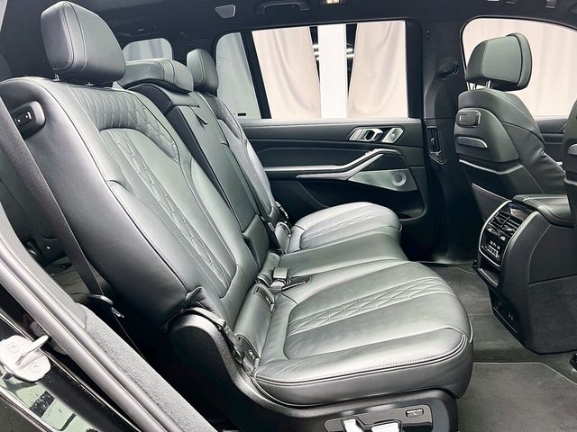 BMW寶馬 X7 XDRIVE40I  第14張相片