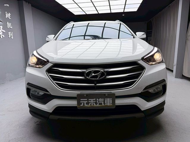 HYUNDAI現代 SANTA FE  第2張相片