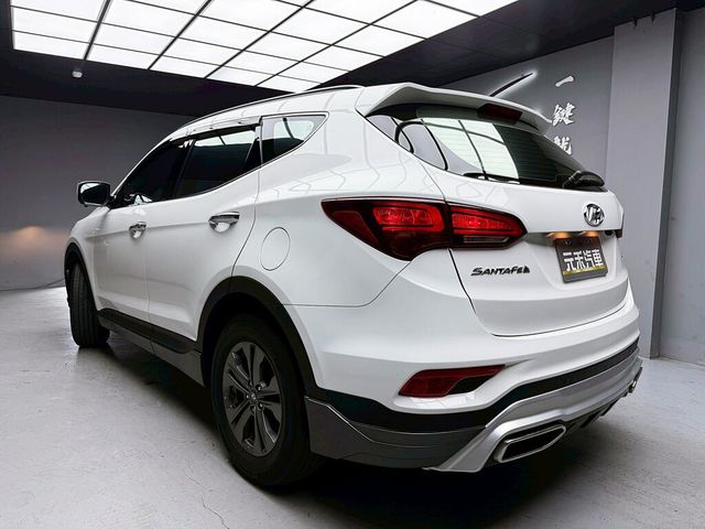 HYUNDAI現代 SANTA FE  第4張相片