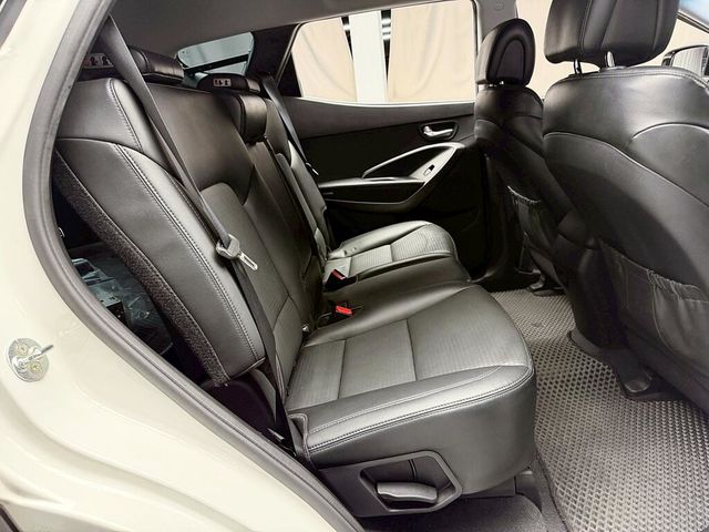 HYUNDAI現代 SANTA FE  第14張相片