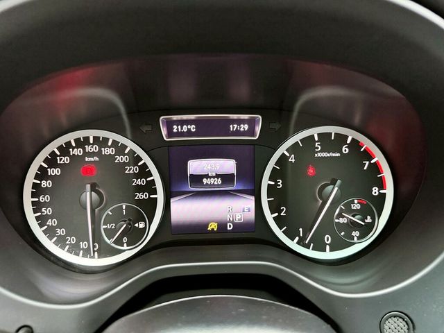 INFINITI無限 Q30  第10張相片