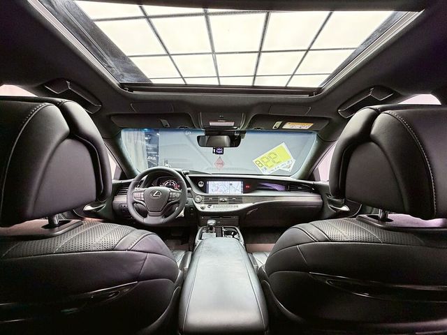 LEXUS凌志 LS500  第9張相片