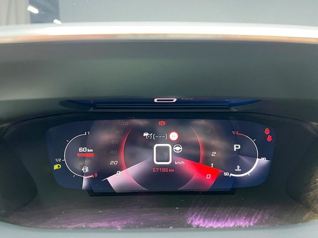 PEUGEOT寶獅 2008  第10張相片