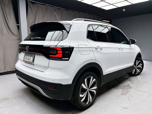VOLKSWAGEN福斯 T-CROSS  第6張相片