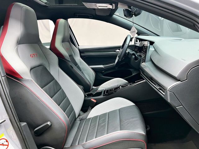 VOLKSWAGEN福斯 GOLF GTI  第12張相片