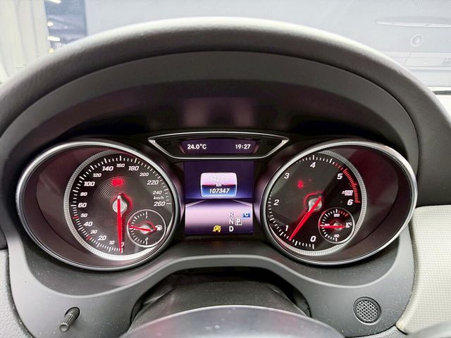 M-BENZ賓士 GLA200D  第10張相片