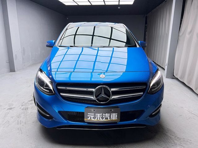 M-BENZ賓士 B180  第2張相片