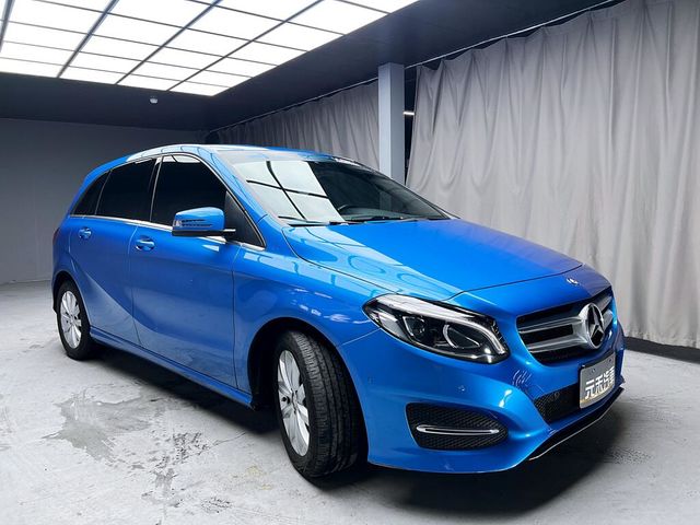 M-BENZ賓士 B180  第3張相片