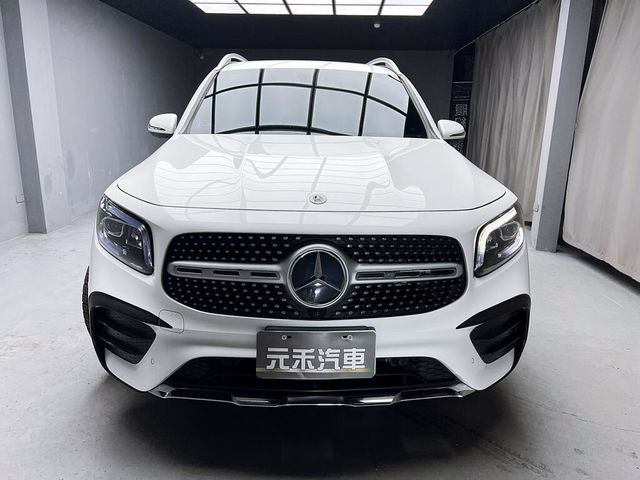 M-BENZ賓士 GLB200  第2張相片