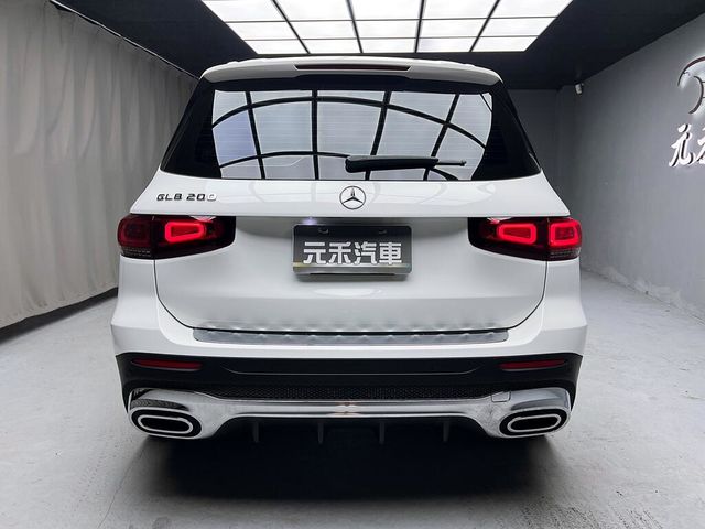 M-BENZ賓士 GLB200  第5張相片