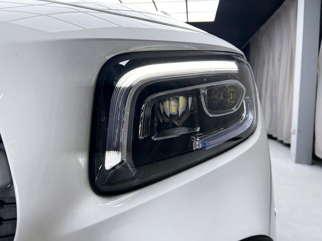 M-BENZ賓士 GLB200  第7張相片