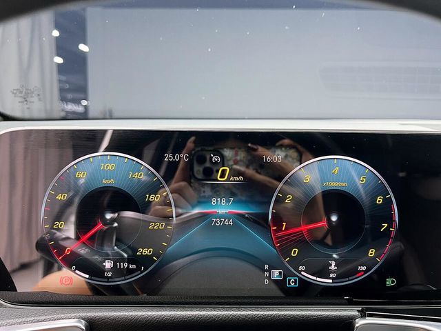 M-BENZ賓士 GLB200  第10張相片