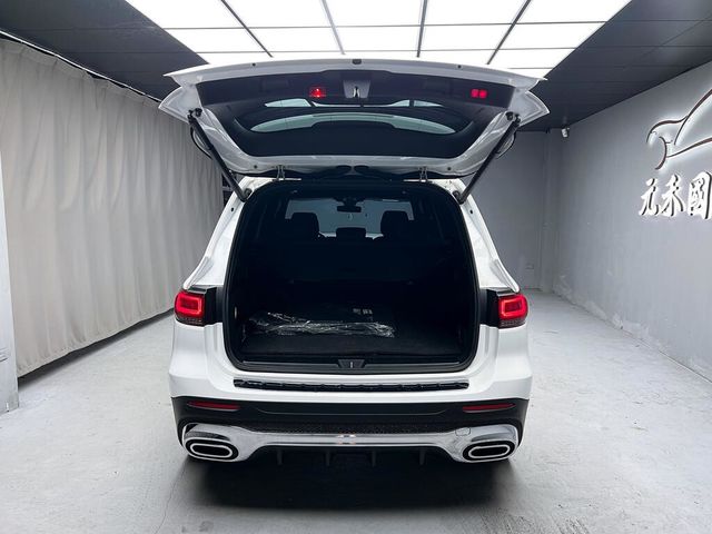 M-BENZ賓士 GLB200  第19張相片