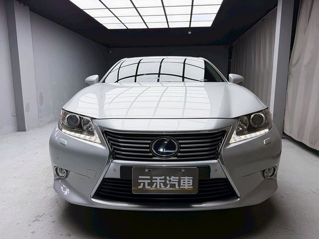 LEXUS凌志 ES300H  第2張相片
