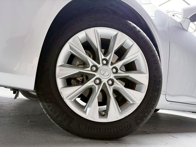 LEXUS凌志 ES300H  第8張相片