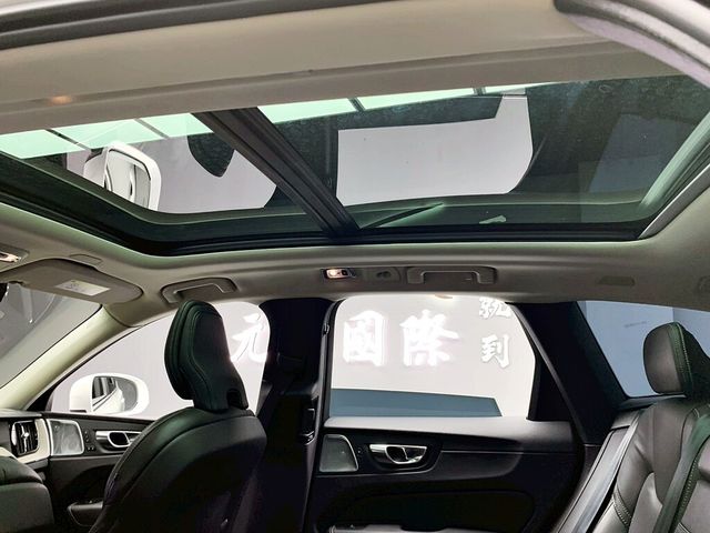VOLVO富豪 XC60  第9張相片