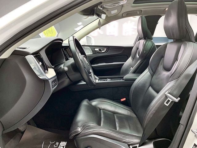 VOLVO富豪 XC60  第11張相片