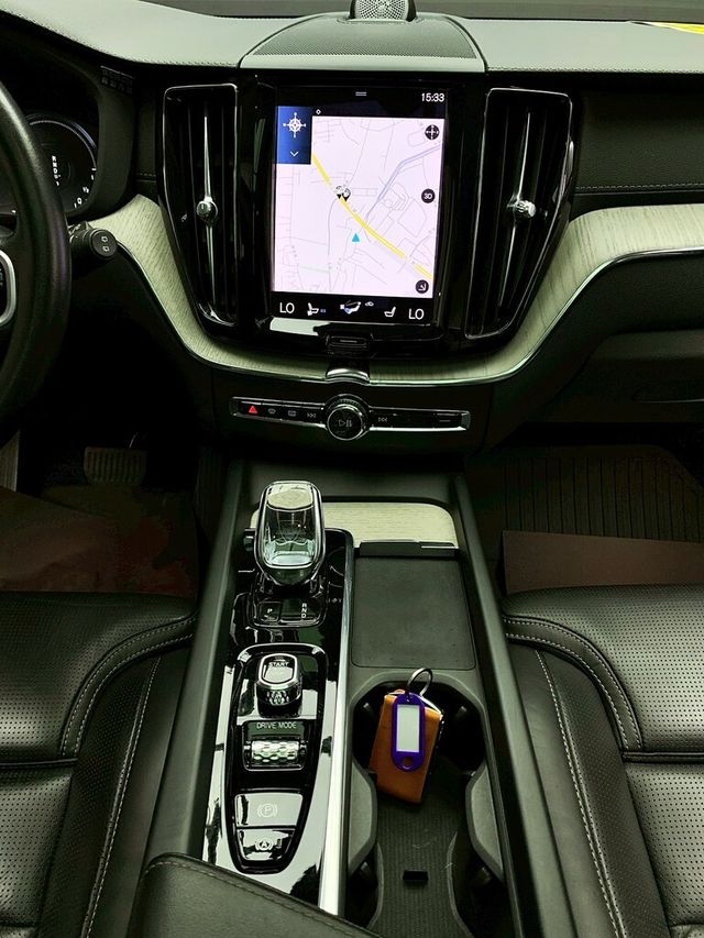 VOLVO富豪 XC60  第16張相片