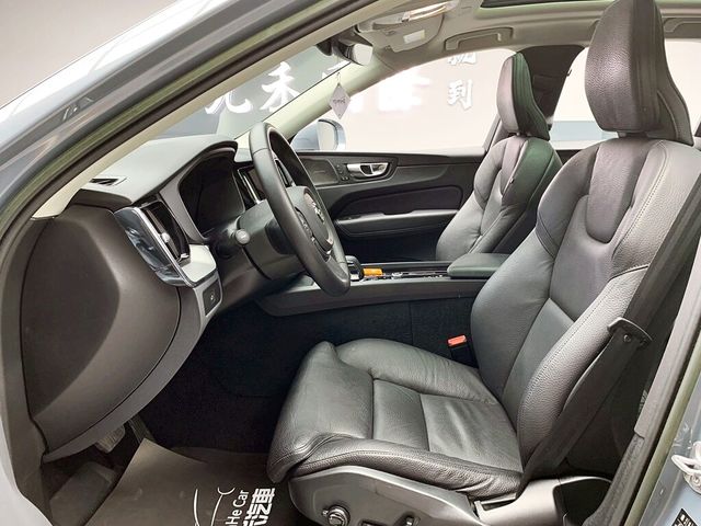VOLVO富豪 XC60  第11張相片