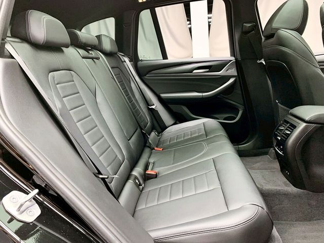 BMW寶馬 X3  第14張相片