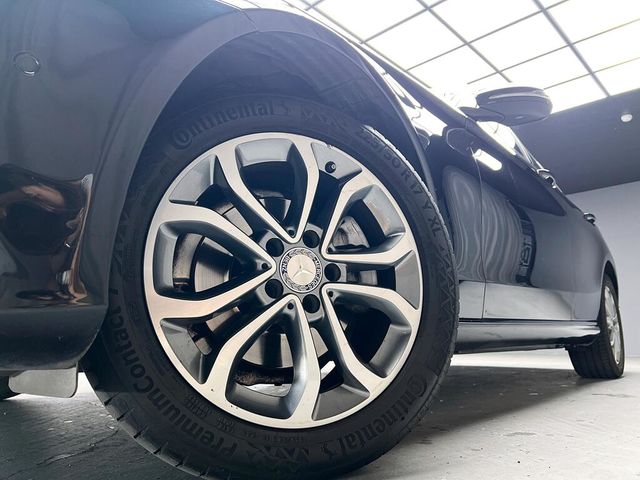 M-BENZ賓士 C200  第8張相片