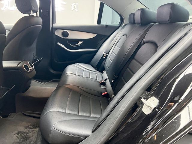 M-BENZ賓士 C200  第13張相片