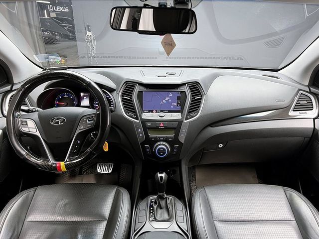 HYUNDAI現代 SANTA FE  第9張相片