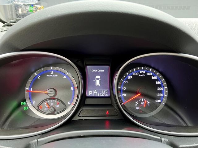 HYUNDAI現代 SANTA FE  第10張相片