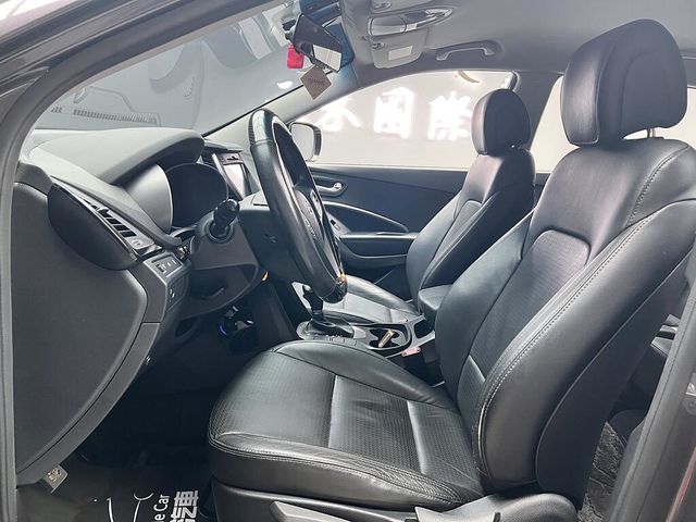 HYUNDAI現代 SANTA FE  第11張相片