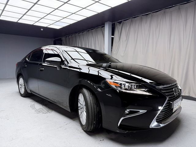LEXUS凌志 ES200  第3張相片