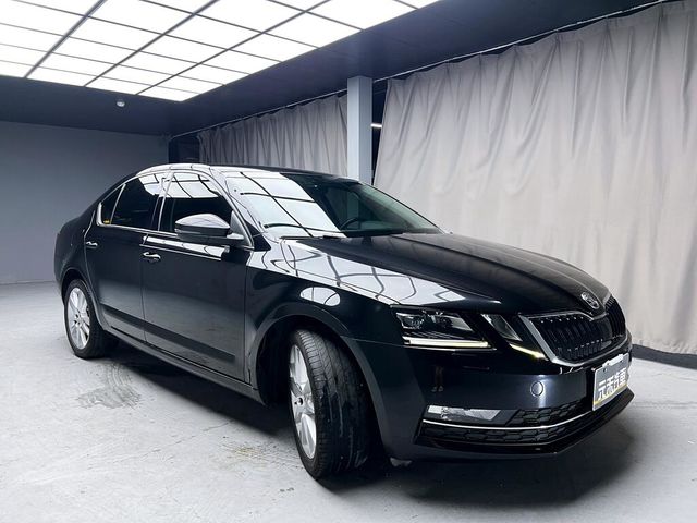 SKODA司科達 OCTAVIA  第3張相片