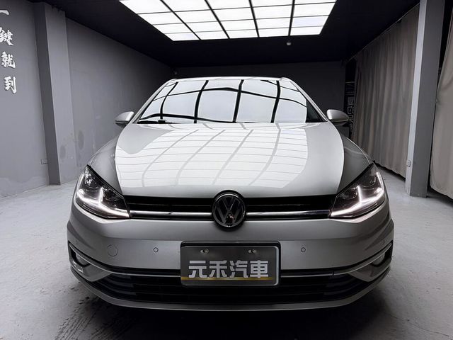 VOLKSWAGEN福斯 GOLF  第2張相片