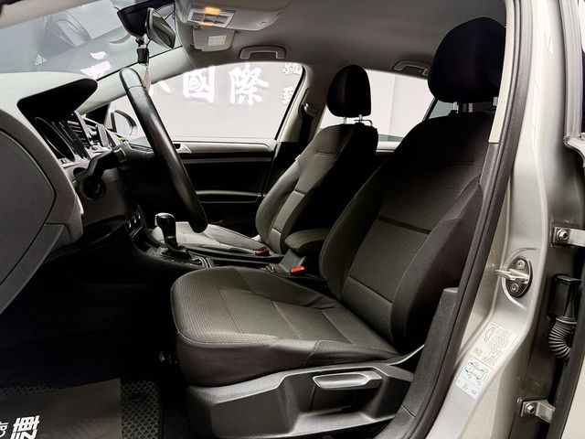 VOLKSWAGEN福斯 GOLF  第11張相片