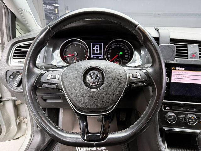 VOLKSWAGEN福斯 GOLF  第15張相片