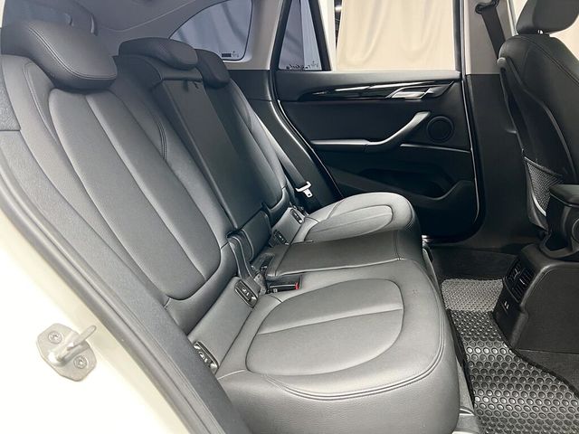 BMW寶馬 X1  第14張相片