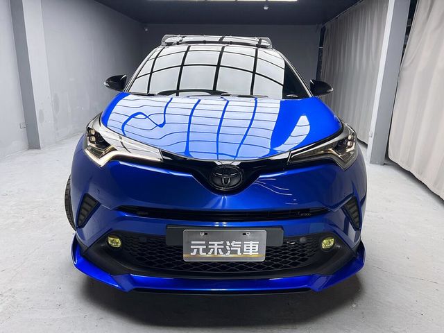 TOYOTA豐田 C-HR  第2張相片