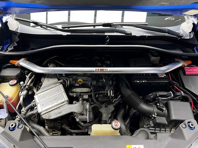 TOYOTA豐田 C-HR  第17張相片