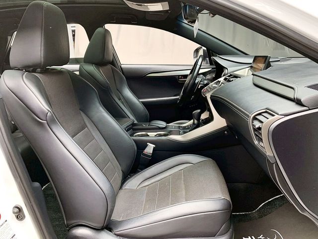 LEXUS凌志 NX200T  第12張相片