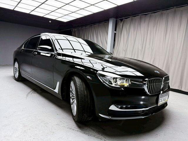 BMW寶馬 740LI LUXURY  第3張相片