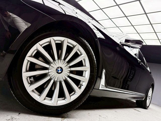 BMW寶馬 740LI LUXURY  第8張相片